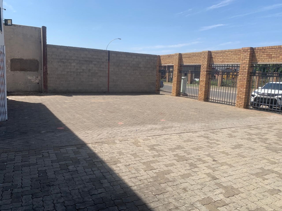 To Let commercial Property for Rent in Oos Einde Free State